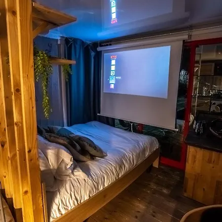 Cocon D'amour Sur L'eau Avec Sauna * Saint-Martin-la-Garenne